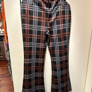 American Eagle Outfitters Plaid Pants in Black and Brown